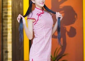 爱蜜社 – 酥小白的美图分享，天哪，姐的卷发真绝了！
