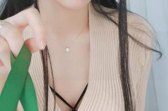 旗袍合集里的眼酱大魔王w，网盘让你一键在线欣赏！