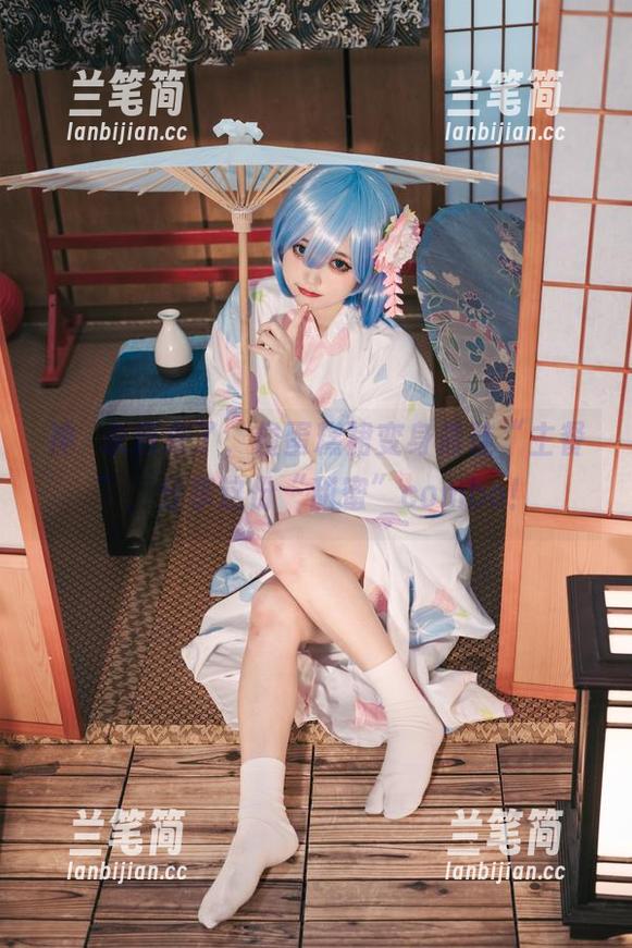神沢永莉来了，绫蛋糕裙变身最佳“主餐”，分享这份“甜蜜”combo！