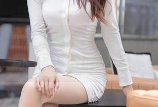 秀人网 – 看来定制棉袜写真也是要靠气场啊，司妃SL真不简单