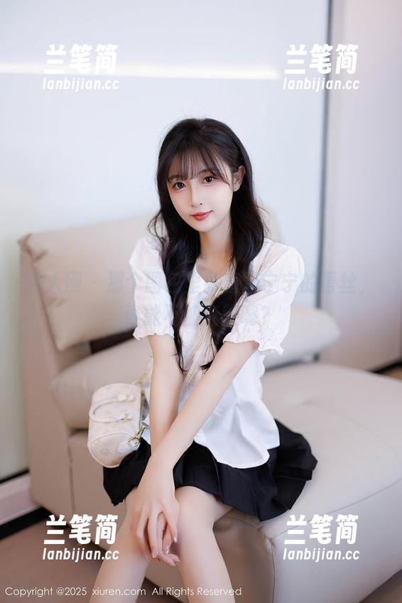 秀人网-唐宁宁 秀人网 - 那个图包里藏着唐宁宁的蕾丝,谁能不被征服啊?