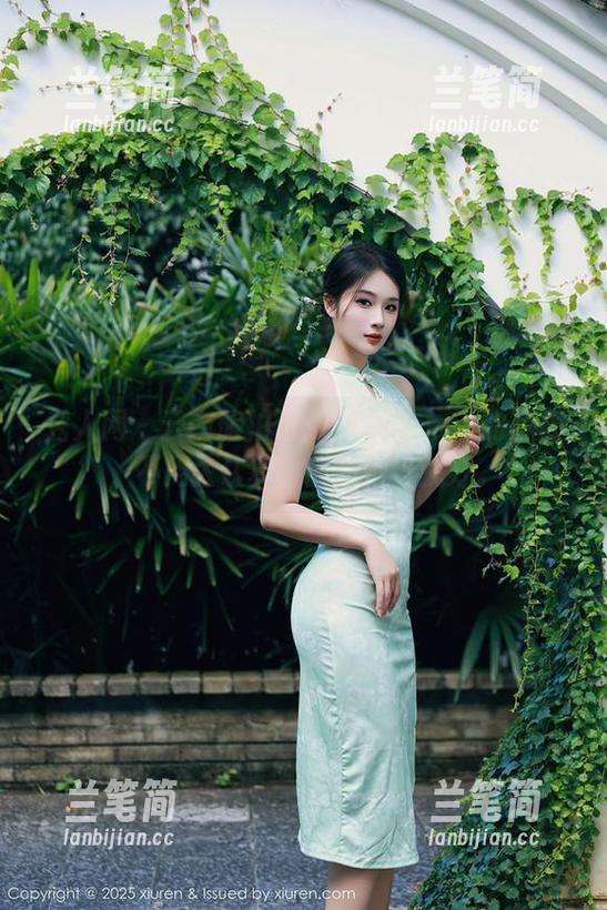 秀人网-安然anran 秀人网 - 云南旅拍记:安然anran的写真,不用太认真,随意过目就好。
