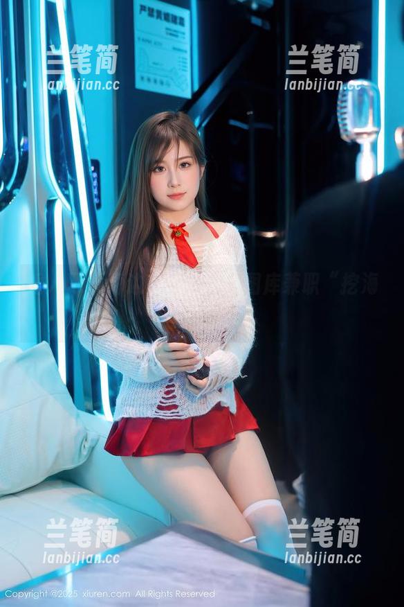 秀人网-安琪Yee 秀人网 - 海边安琪Yee:图库兼职“挖海”等待着!