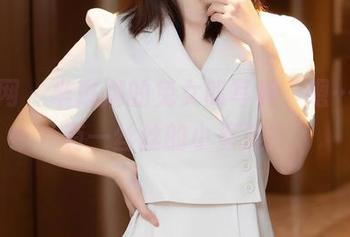 秀人网 – 芈琳娜的兔女郎写真，嗯…有没有一丝丝的小羞涩？