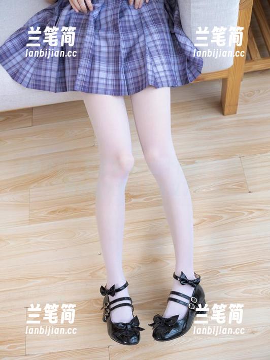 紧急企划 - 林书辞和她的牛仔裤，这波美图好像又要引发热议了！