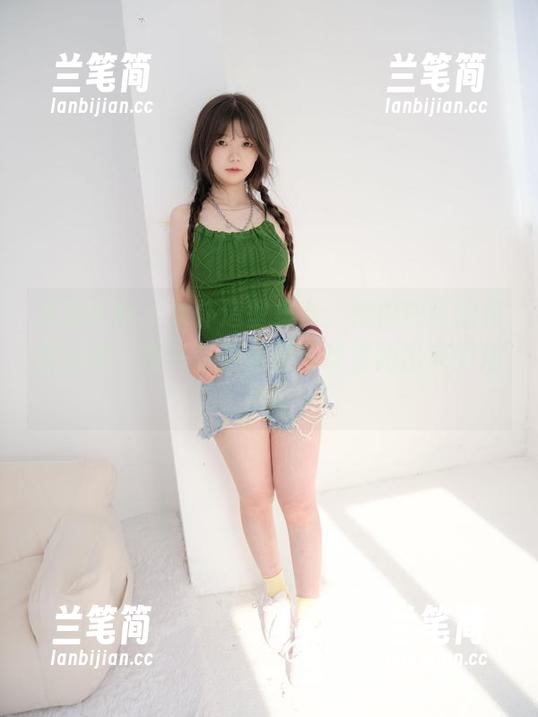 紧急企划-樱樱樱可 紧急企划 - 女仆造型集合,樱樱樱可的套图分享:每一张都像是漫改里跑出来的角色!