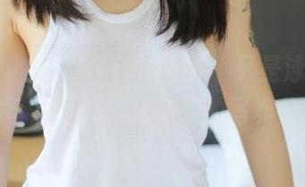 美媛馆 – 妮儿Bluelabel不只是泳衣，还是让你每次打开都有新欢的写真分享会！