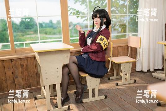 花铃Hana 花铃Hana+体操服的组合,下载这组写真,请注意使用!