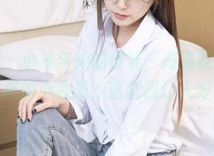 袜啵啵 – 小沫与她的皮鞋，高清照片中藏着怎样的小心思？这就很让人好奇。