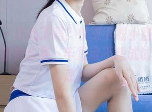 袜啵啵 – 动心了吗？快来下载小甜豆的黑色蕾丝船袜合集，毕竟谁不想试试这种诱惑？