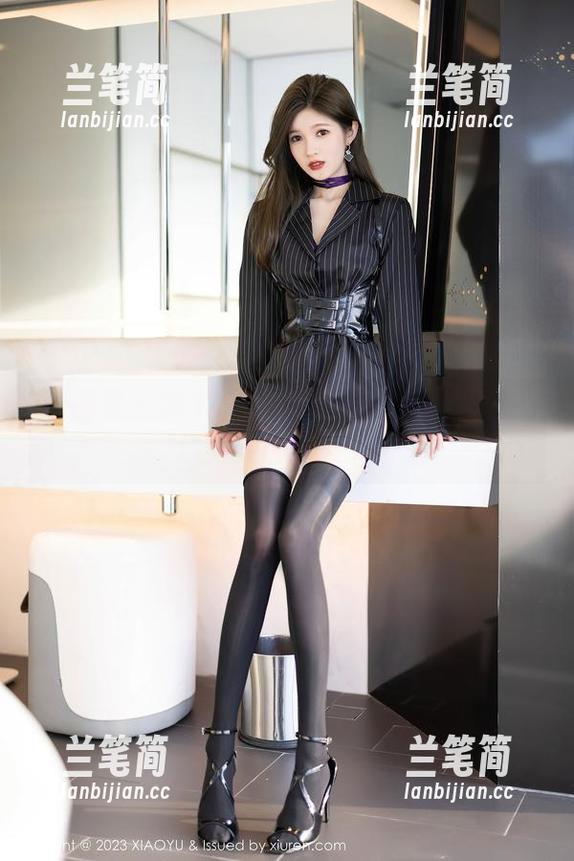 语画界 - 冯木木LRIS的福利大放送——旗袍女神又来了！