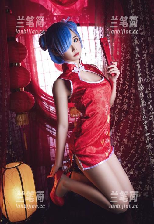 面饼仙儿的黑纱私房作品集：一层黑色的遮掩，实际却让人想看得更仔细。