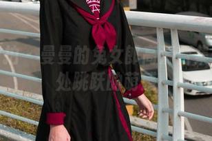 魔镜街拍 – 曼曼的兔女郎高清合集——四处跳跃的萌感