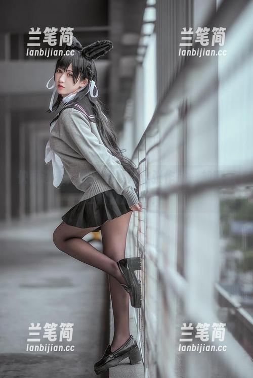 快戳进来，看鳗鱼霏儿这张作品，加藤惠在默默加油啊！
